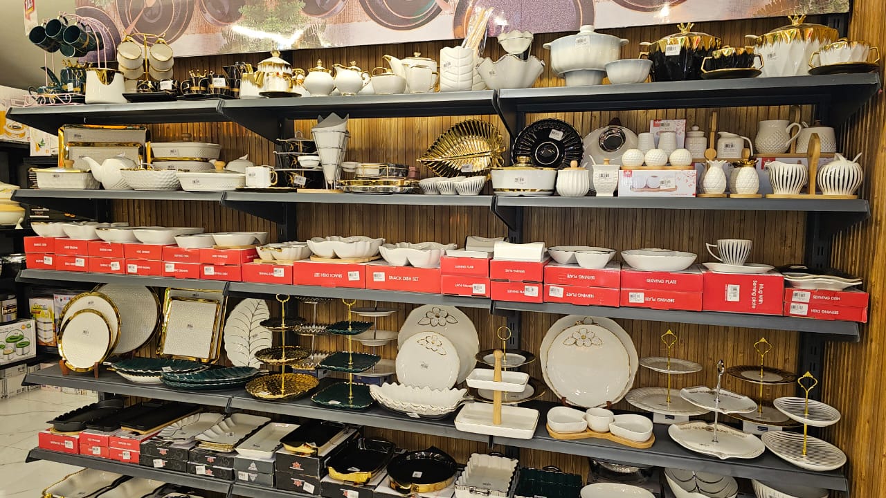 crockery display racks image