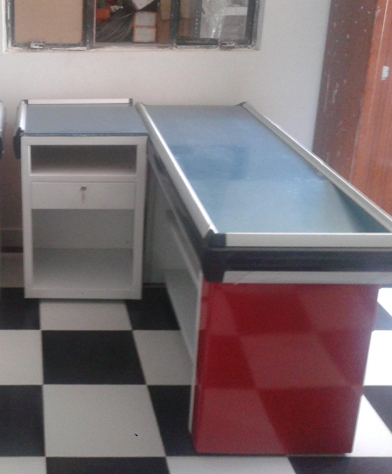 cash counter table price in pakistan