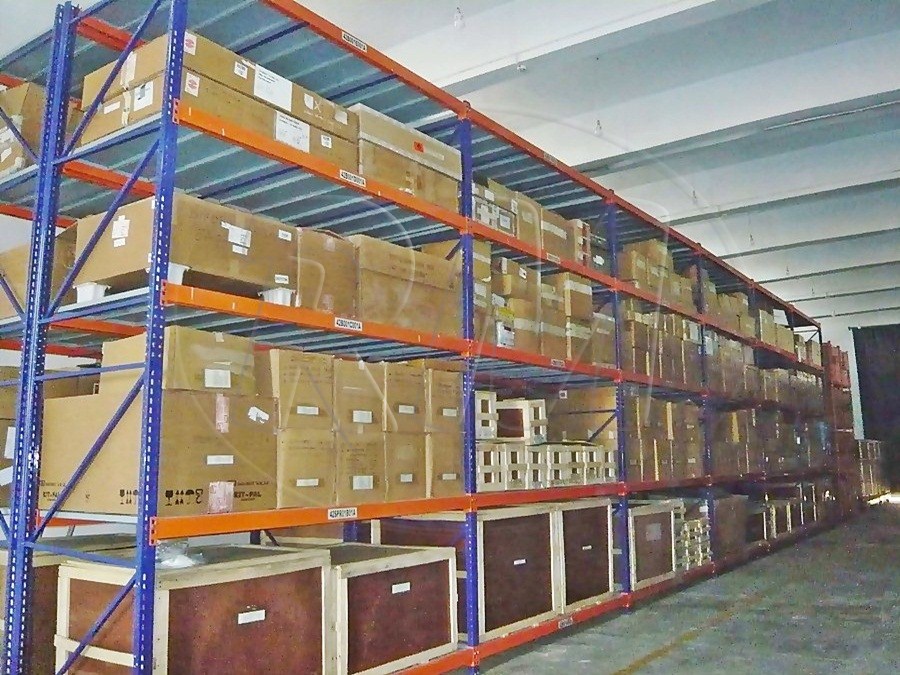 warehouse steel rack