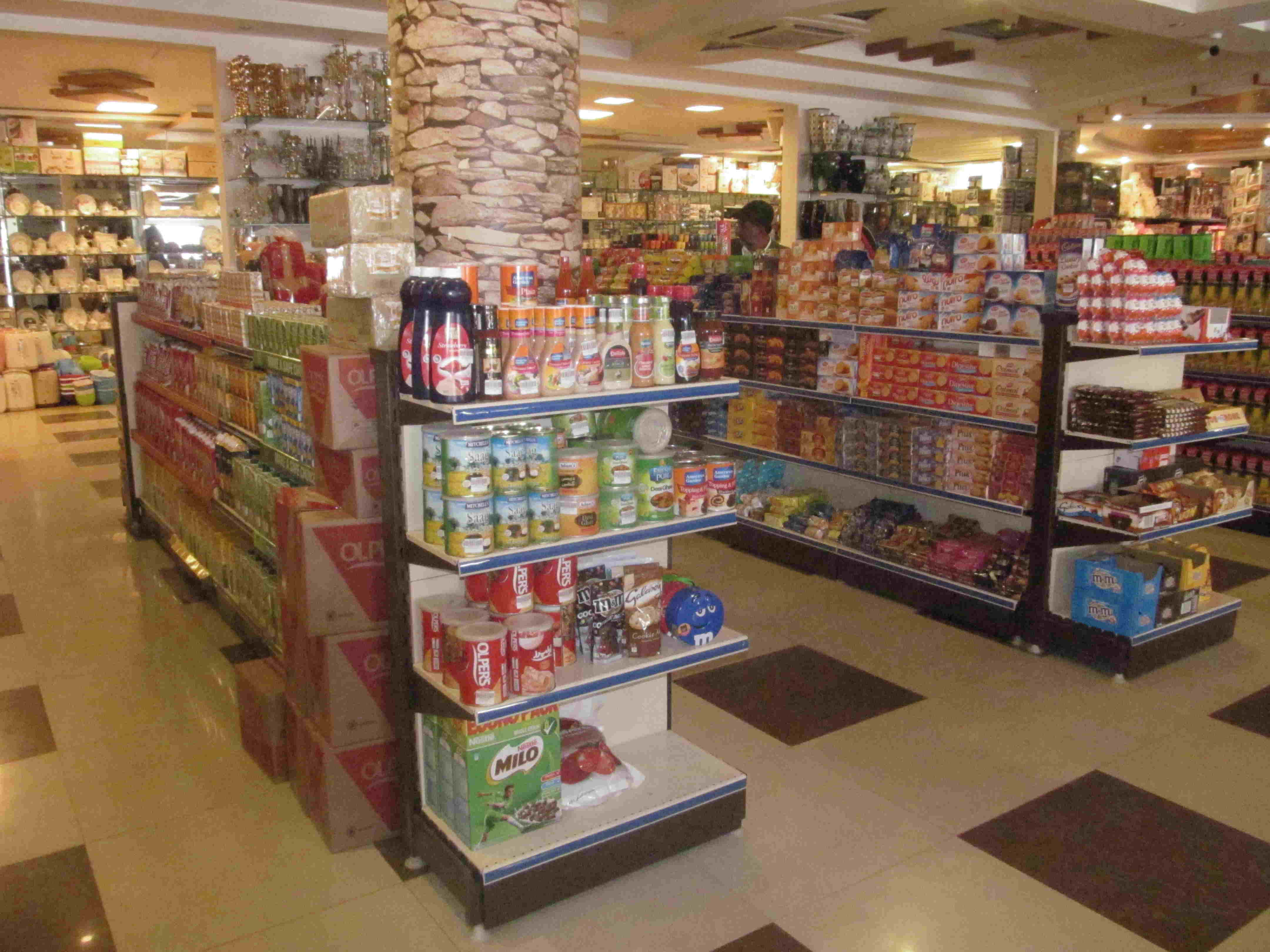 super store racks in pkaistan